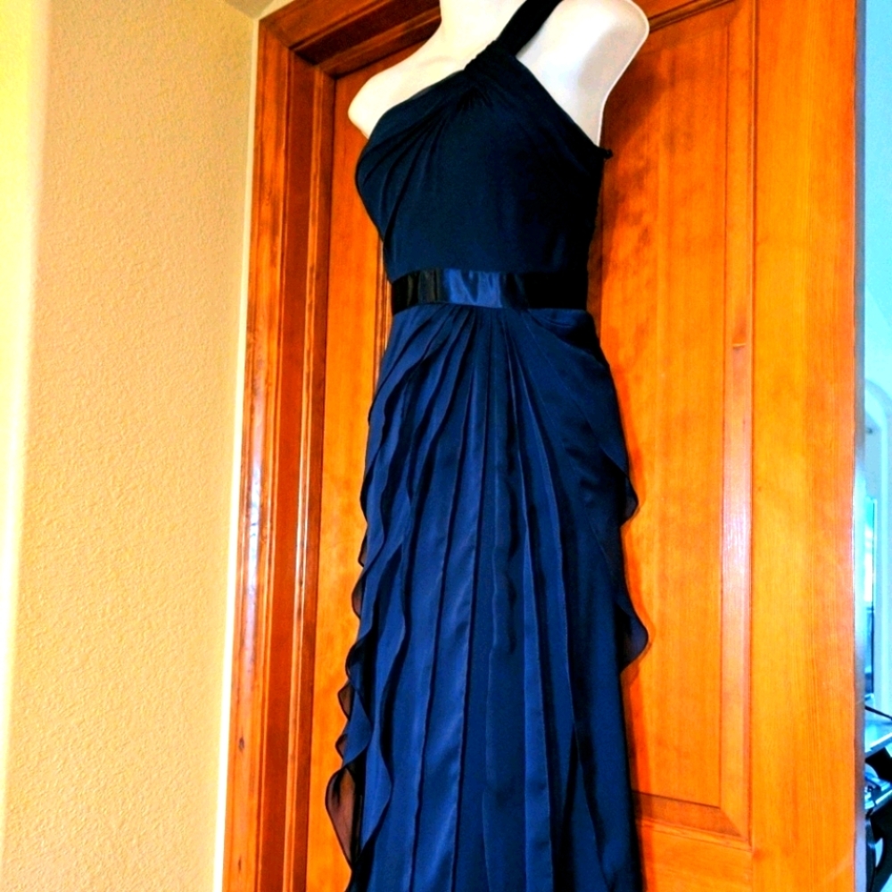 NWT Adrianna Papell Draped One Shoulder Gown